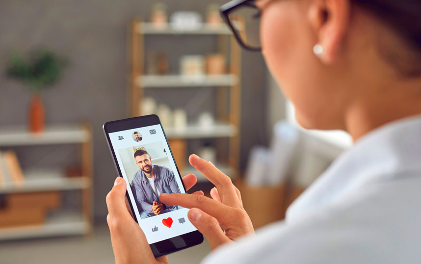 Онлайн-знакомства — как начать переписку